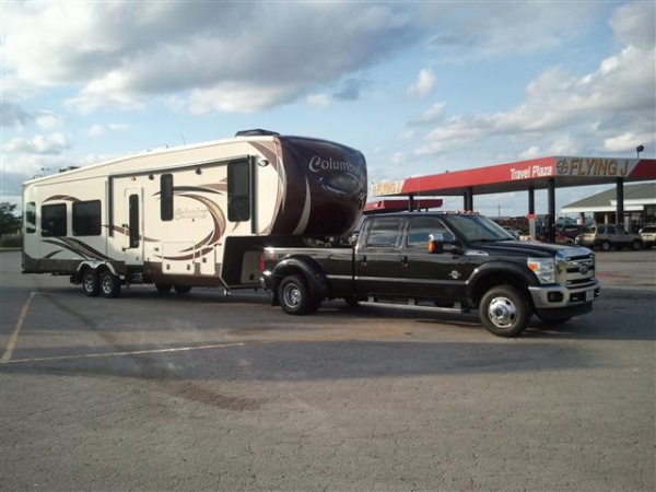 Heading to El Paso 7-18-2014 pulling with 2011 F350.