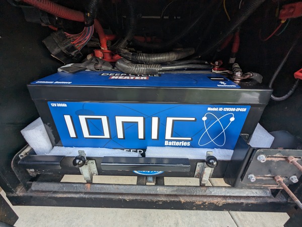 Ionic Lithium 12V 300Ah | LiFePO4 Deep Cycle Battery + Bluetooth + Heater