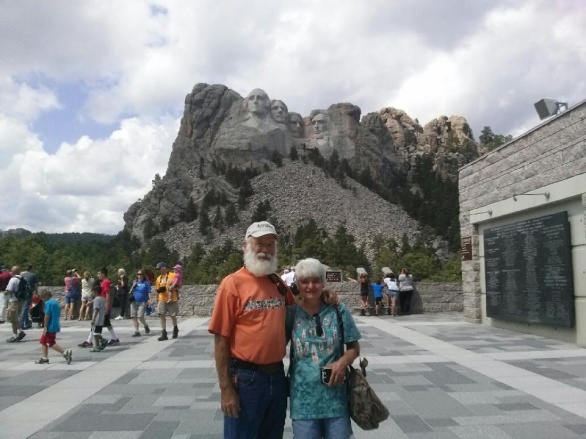 Joyce & Ken @Mt. RUSHMORE