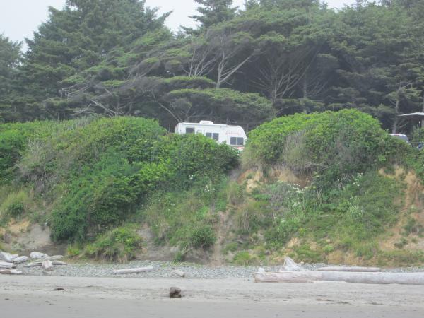 July Fun Times 2012 006 Living on the edge, overlooking the Pacific