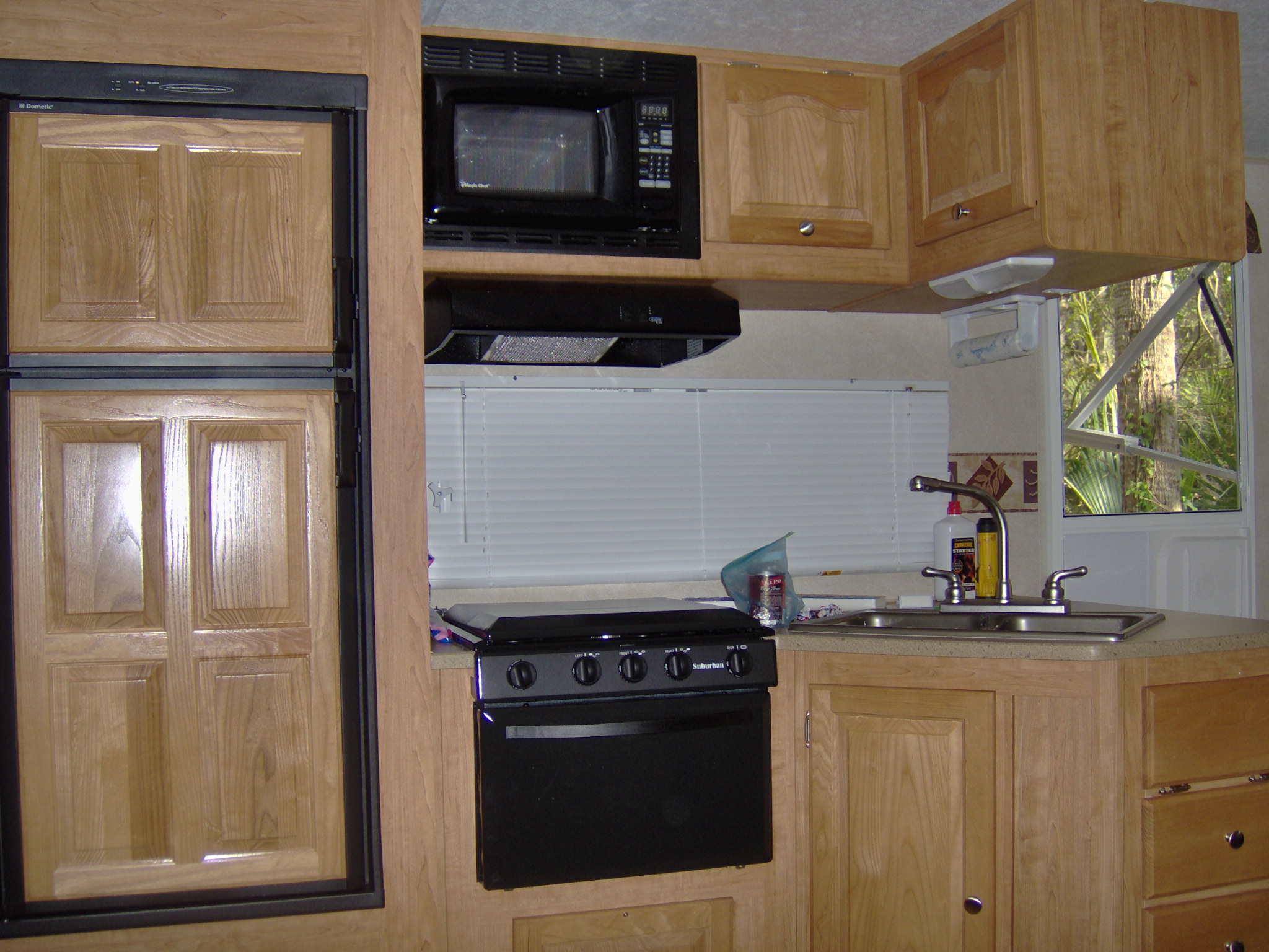 Kitchen in the V-lite