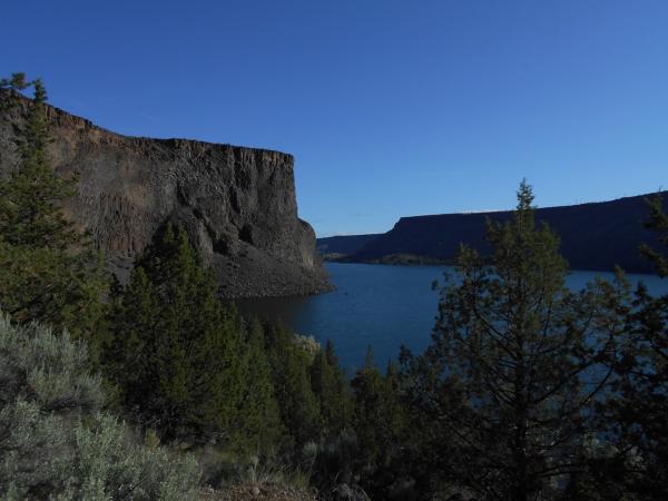 Lake Billy Chinook, The Cove Palisades State Park - central Oregon