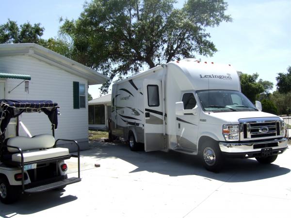 Lake Wales, FL Parked in my driveway