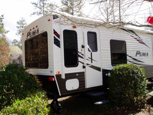 Large rear window and large side windows.  Gives lots of light.  Windows are all tinted.