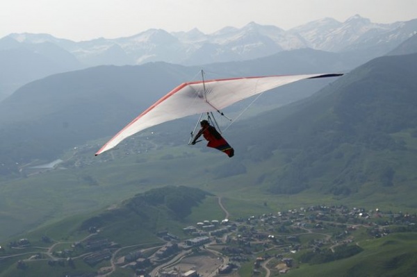 Launching from Mt Crested Butte