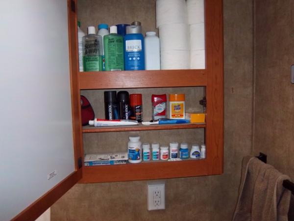 Med Cabinet - added shelf to bottom section.