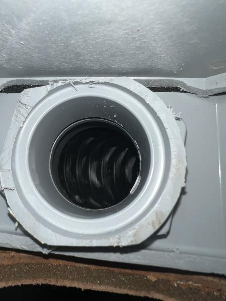 Middle air vent 2016 Thor citation 24st.  It is a inch to a 1 1/2”.  4 foot from blower.  Barely any air flow