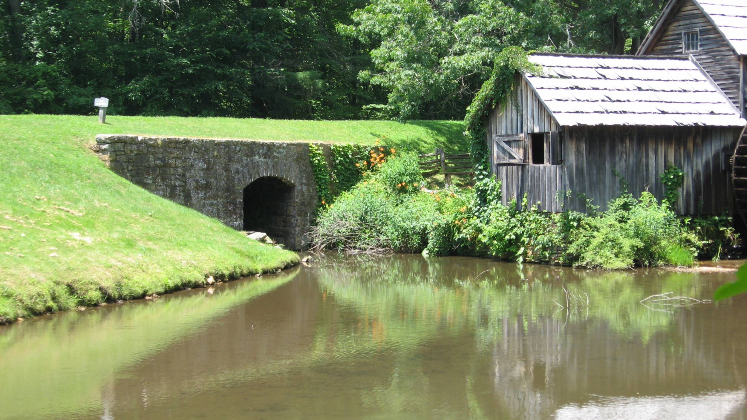 Most Photographed place on Blue Ridge Parkway Mabry Mill