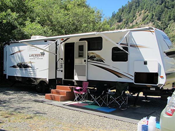 Moving Day:  setting up the Lacrosse at River's Edge RV Park in Rio Dell, CA