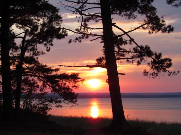 Munising sunset along Lake Superior