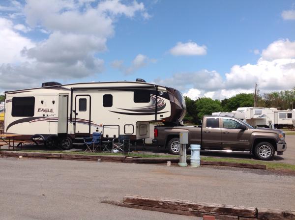 Our 2015 Jayco Eagle HT 27.5 and the GMC Sierra 1500 at the Cherokee Campground just off I-40 in Elreno, Oaklahoma