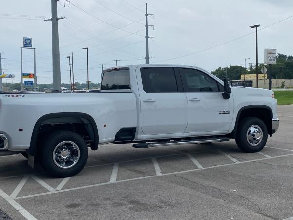 Our new tow vehicle. 2024 Silverado 3500HD DRW Duramax 4X4