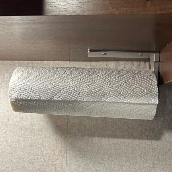 Paper towel holder