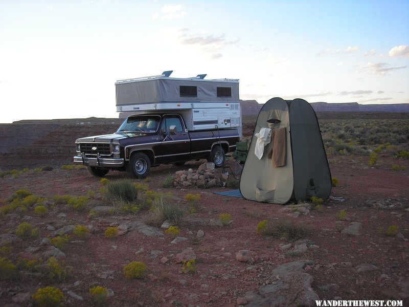 Porta Privy and Zodi shower at Goose Necks SP UT