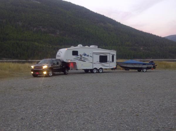 Pullin a train at Lake Koocanusa MT 2012