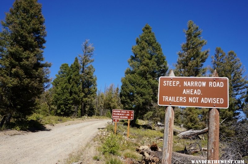 Road to Bighorn Crags