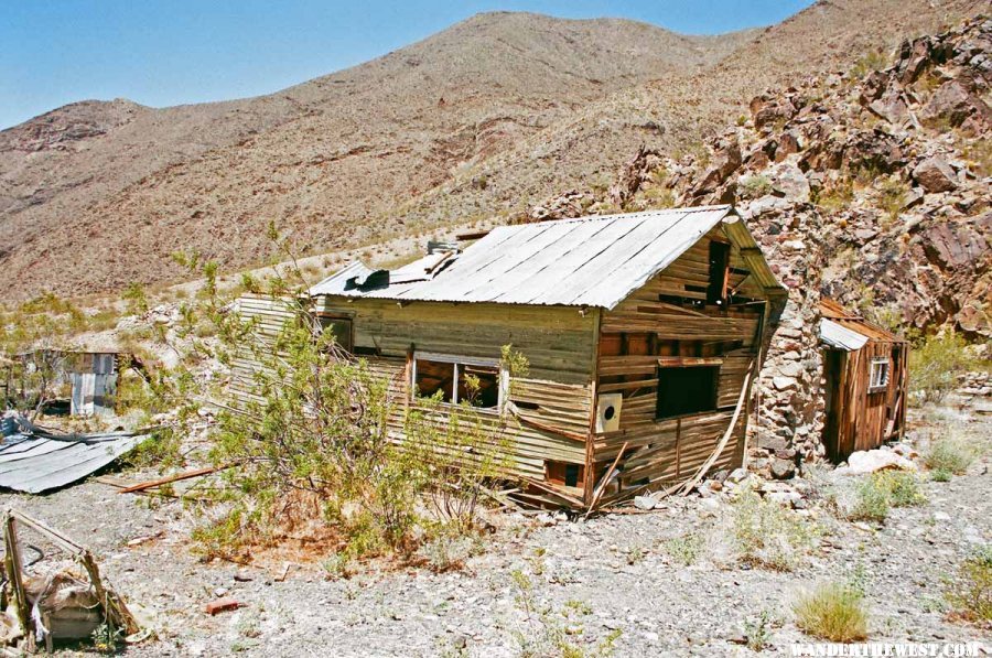 Ruin in Pleasant Canyon