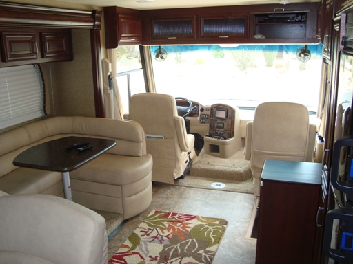 RV DINING AND COCKPIT