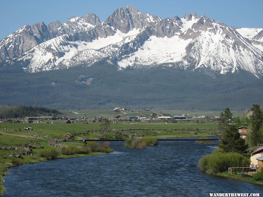 Sawtooth Mountains