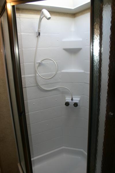 Shower
(Oxygenics Installed)