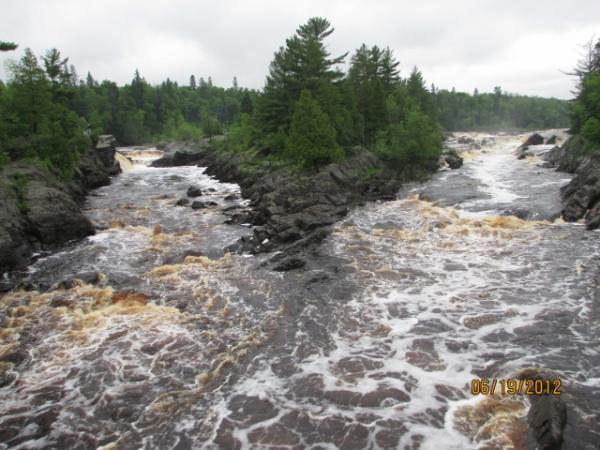 St Louis River Duluth Mn day before the flood