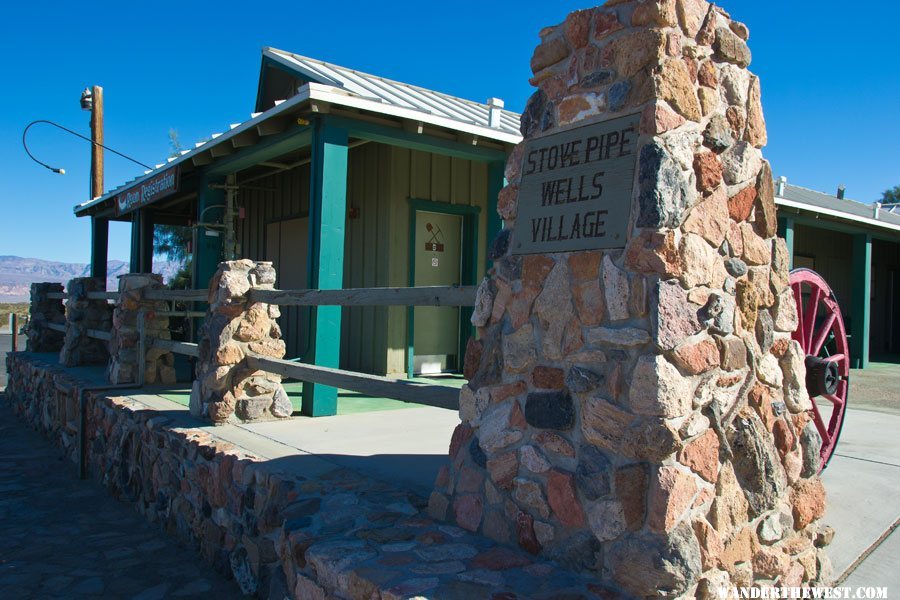 Stovepipe Wells Village