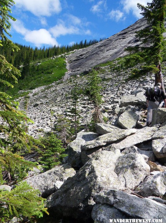 Trail to Gwillim Lake.jpg