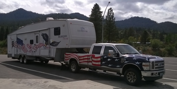 Truck and 5th wheel