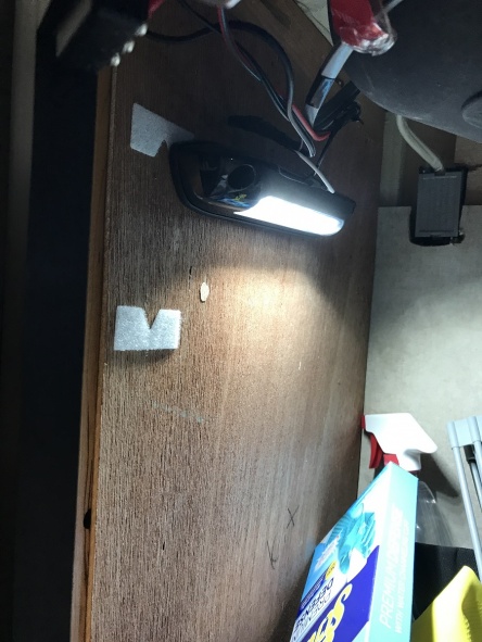 under sink light, linked to magnetic switch