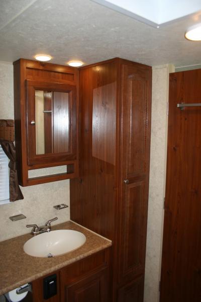 Vanity, Clothes Closet & Medicine Cabinet
(Recessed Lights Above Medicine Cabinet Have Frosted Glass Lenses)