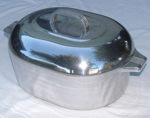 WAGNER WARE MAGNALITE ALUMINUM ROASTER