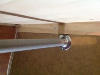 Wardrobe shelf bracket (outside trailer wall)